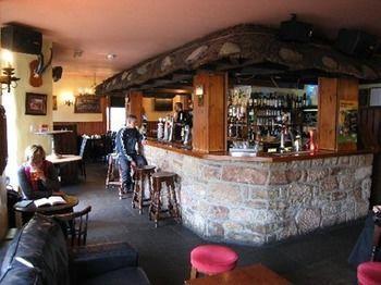 The Isles Inn Portree Extérieur photo