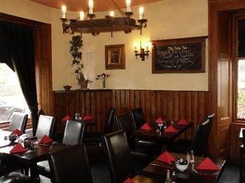 The Isles Inn Portree Extérieur photo